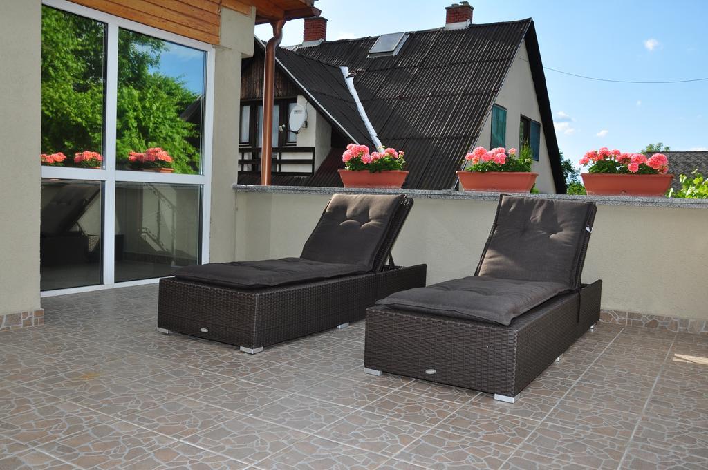 Farkas Apartman Siofok Exterior photo